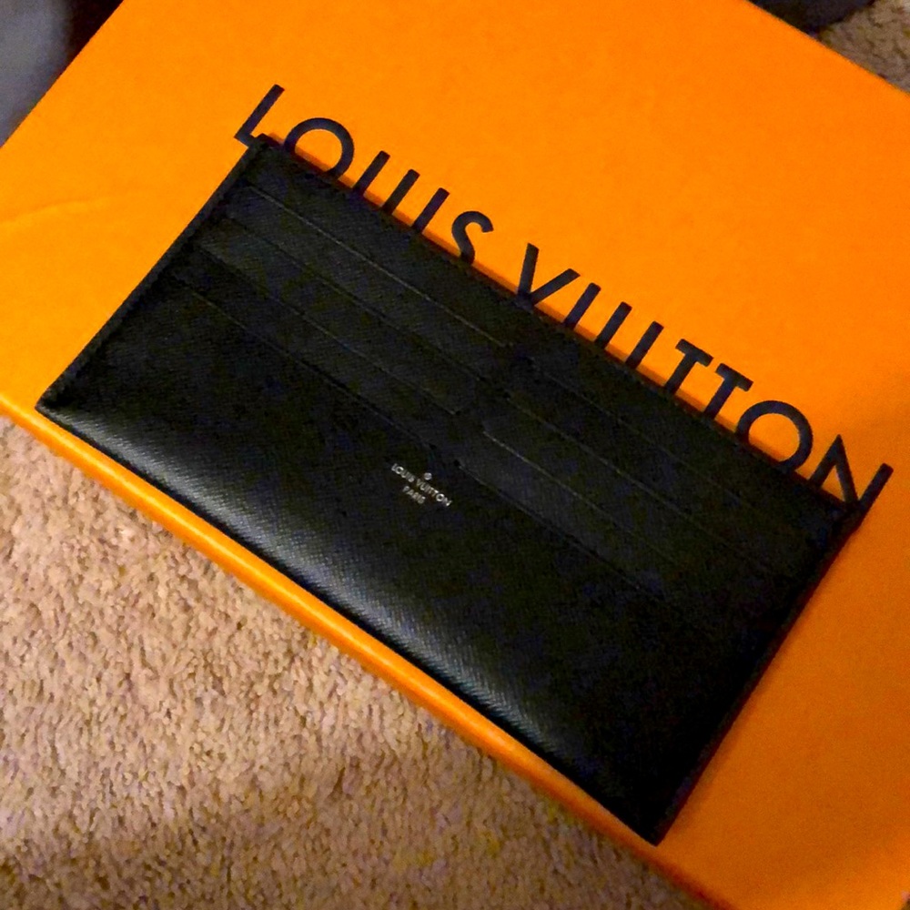 Louis Vuitton epi leather insert/card holder